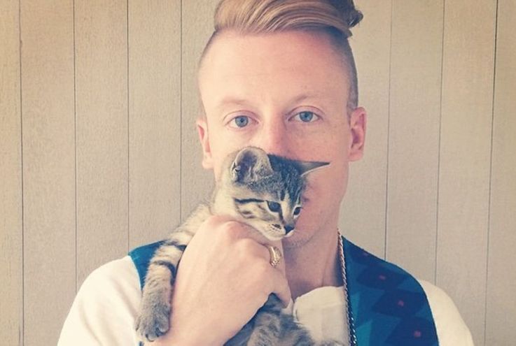 Celebrities Who Love Cats More Than Humans