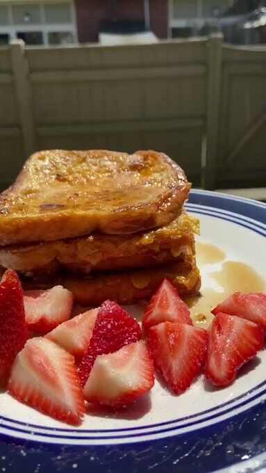 People Are Freaking Out Over Kylie Jenners French Toast Recipe